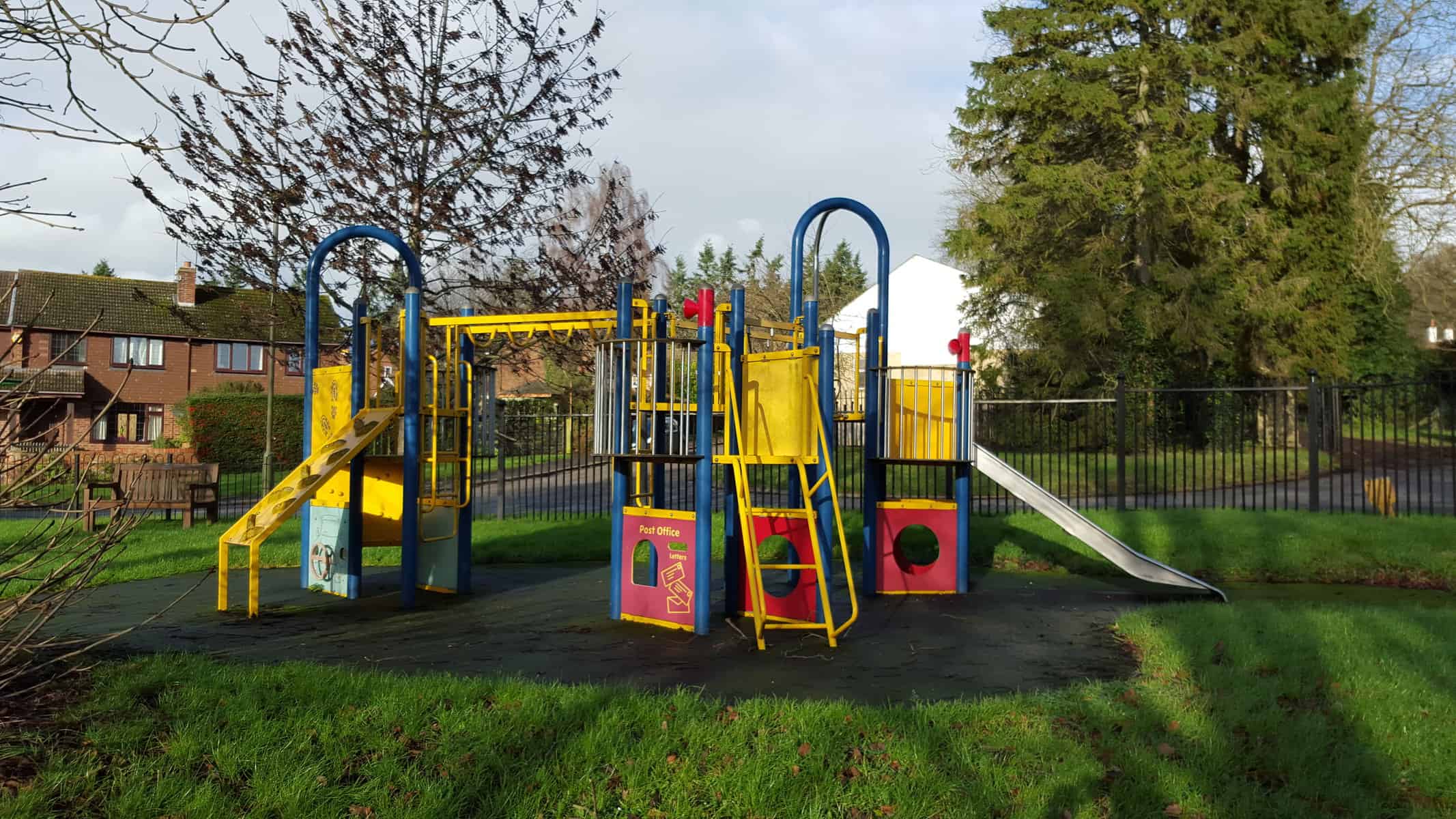 Children's playgrounds play areas and parks in Oxfordshire freeparks