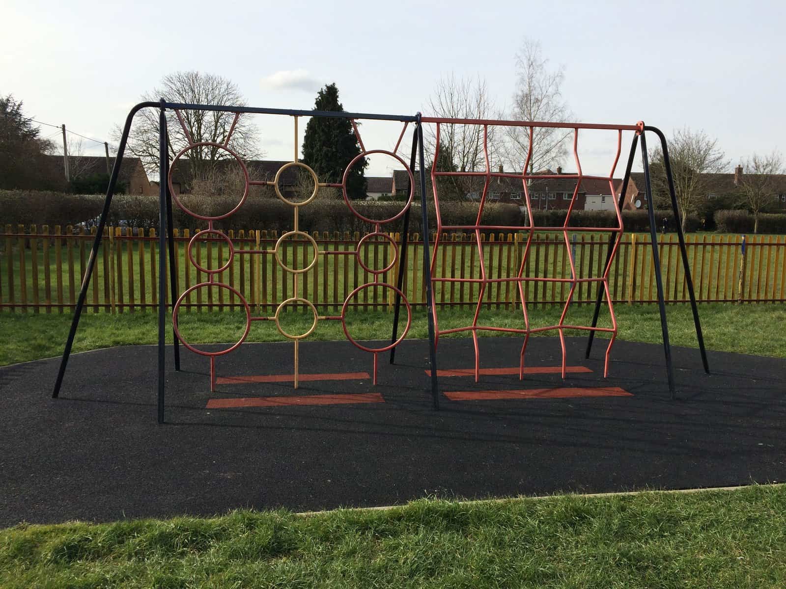 Caldecott Play Area, Abingdon, Oxfordshire freeparks.co.uk