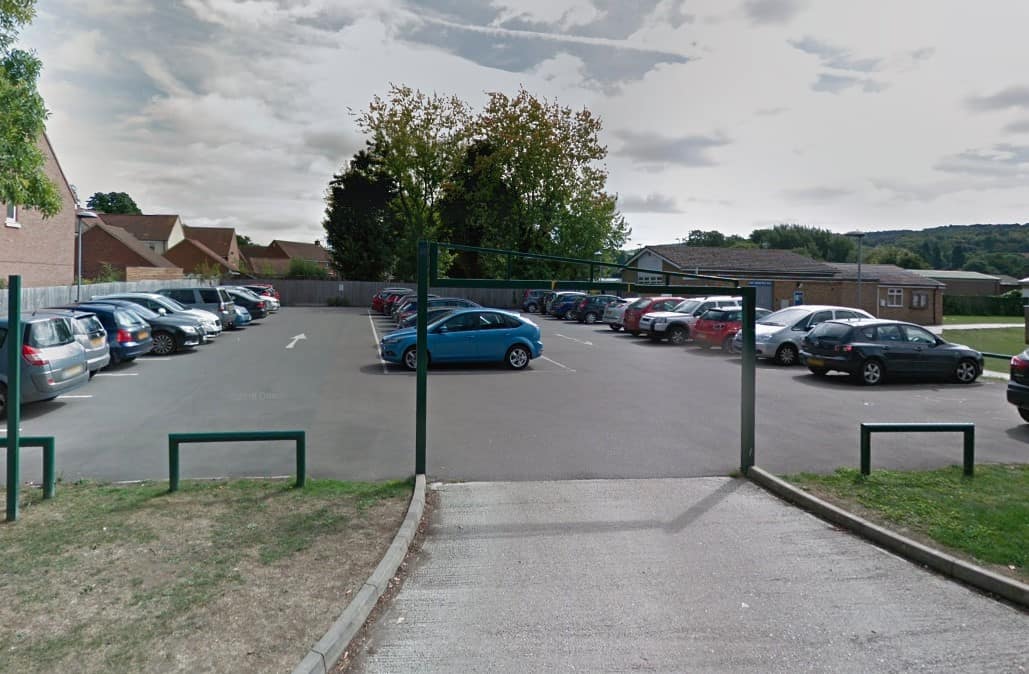 Aston Clinton Park, Aston Clinton, Buckinghamshire freeparks.co.uk