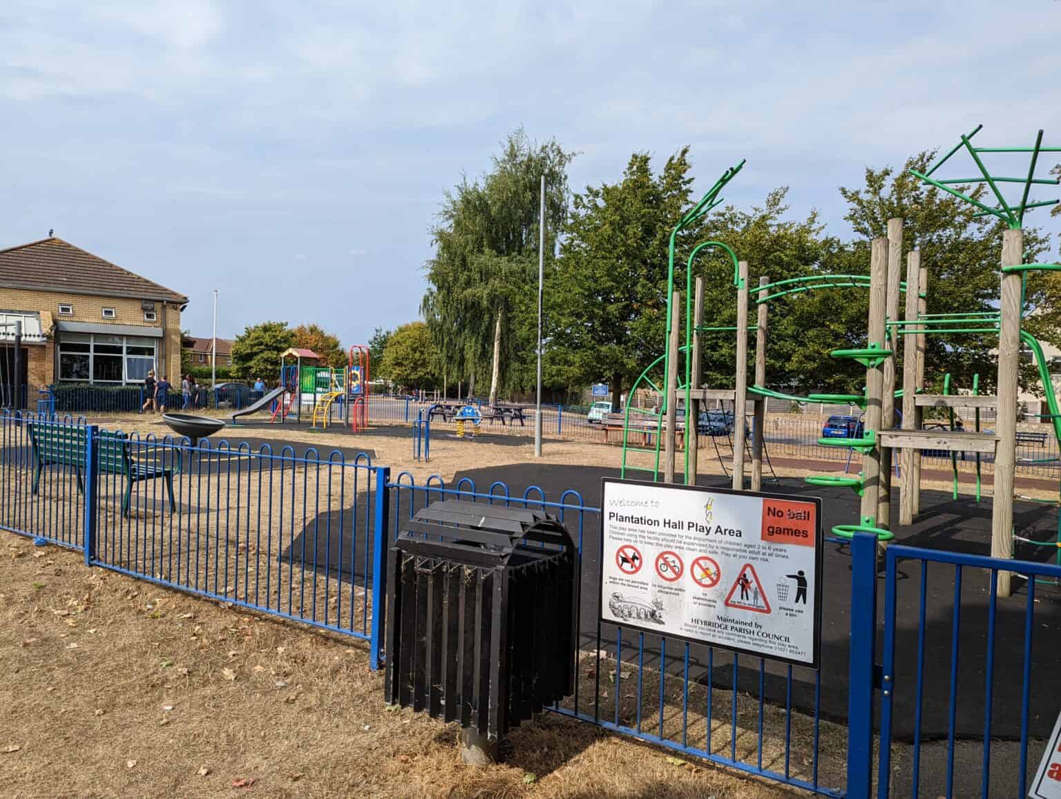 Find free local playgrounds, parks and play areas across the UK